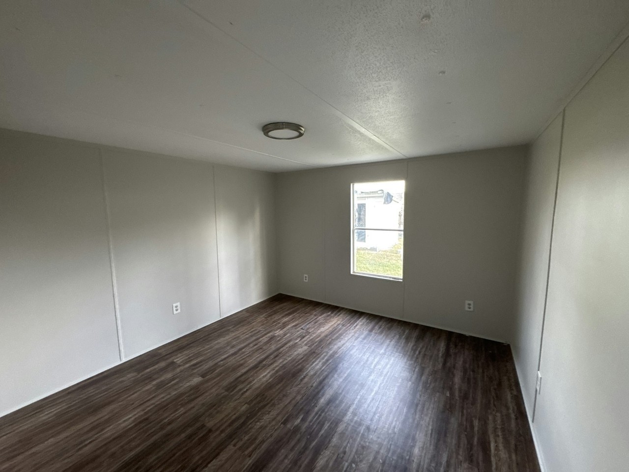 445 Holly Hill Road - Photo 5 of 12
