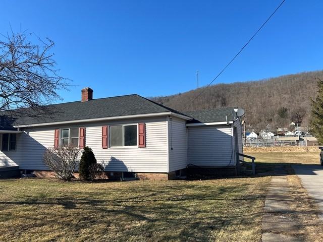 104 E 2nd St #0 - Photo 2 of 19