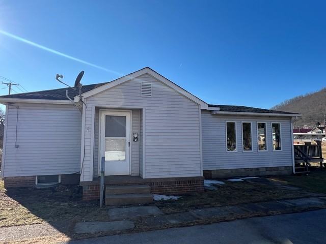 104 E 2nd St #0 - Photo 3 of 19