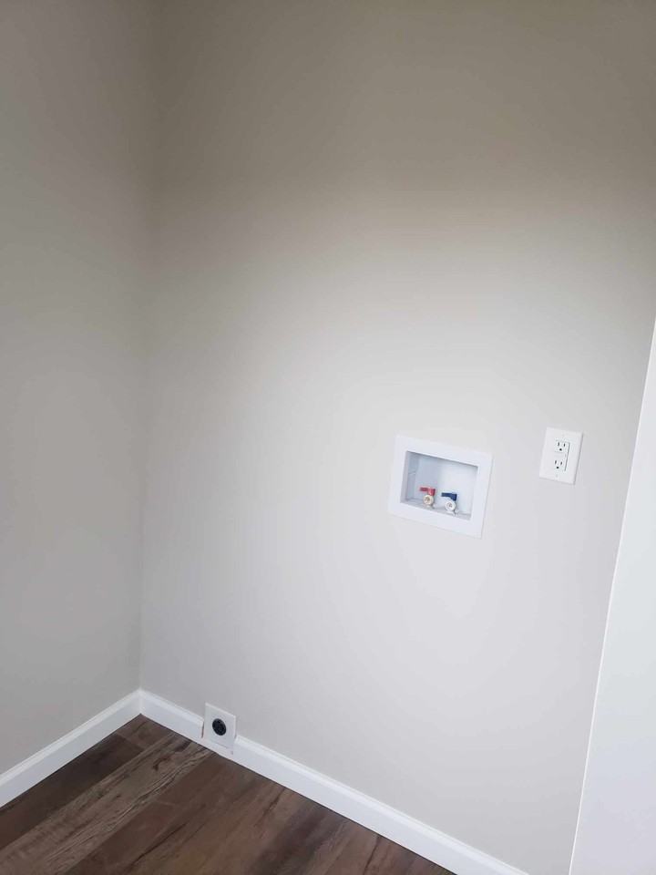 385 Church St N #1 - Photo 7 of 9