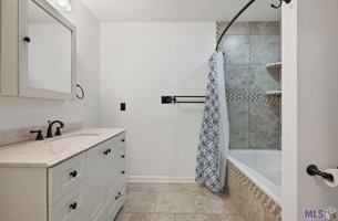 featured image of 4923 Newell St #B