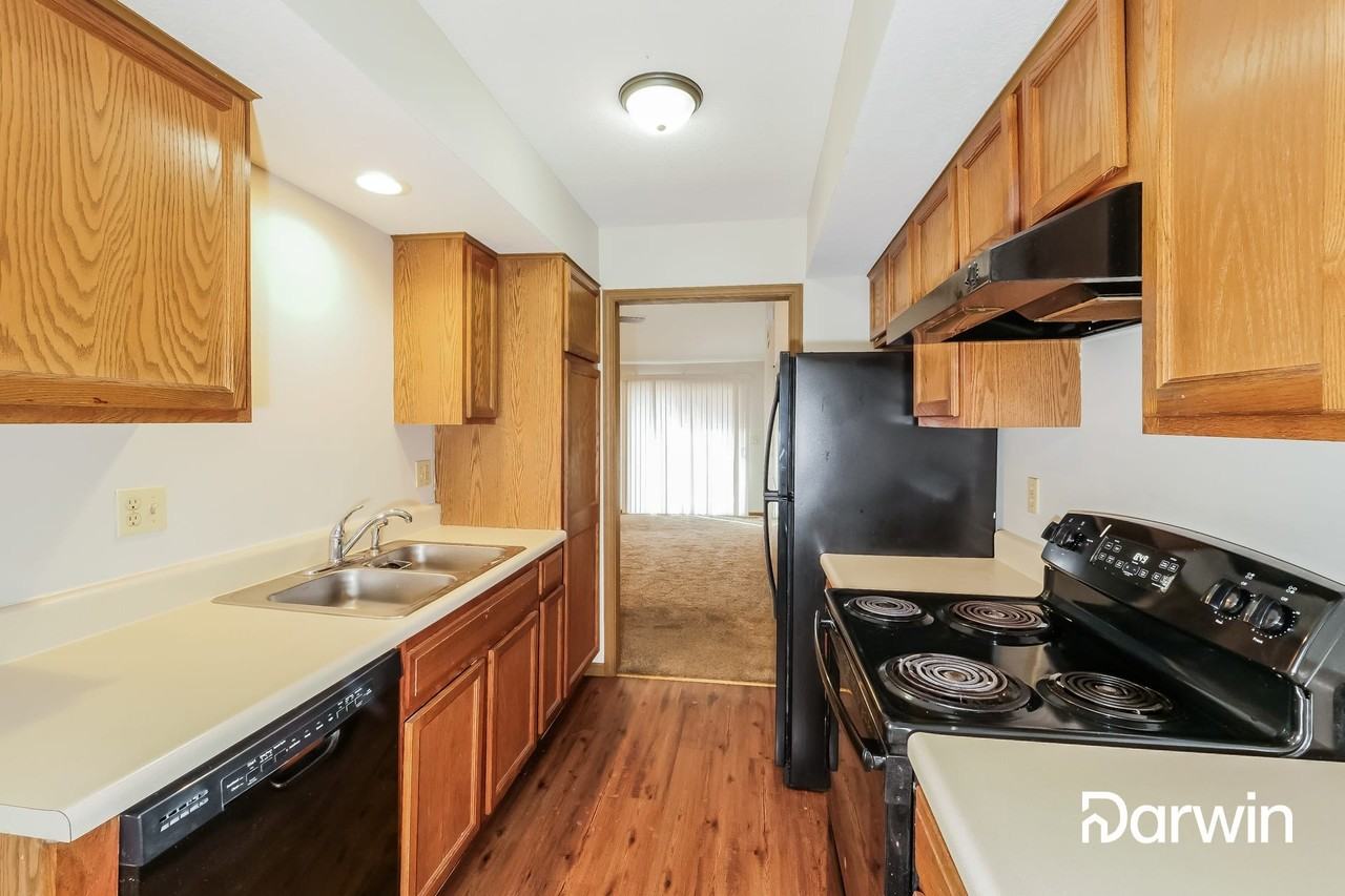 3529 Nw 71st Ter - Photo 2 of 15