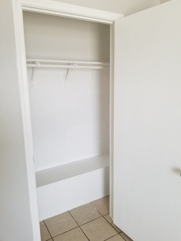 Ute 1601 - 2 - Photo 6 of 11