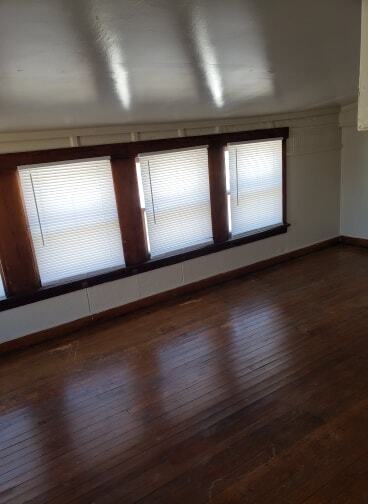 601 E Reed - Photo 5 of 7