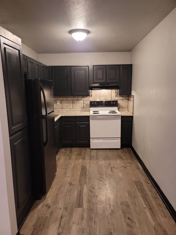 Eagle Pointe Apts - Photo 4 of 18