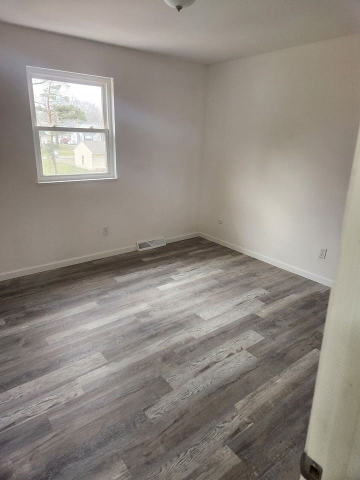 Erie Street Townhomes - Photo 3 of 4