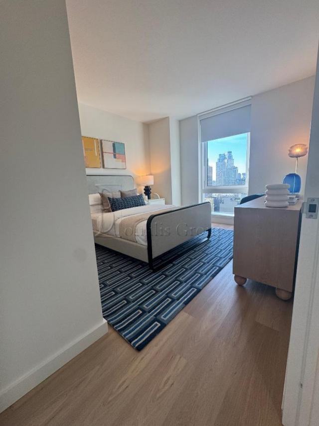 10 Jackson Avenue ## 03 - Photo 2 of 7