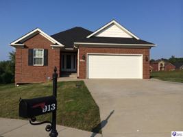 featured image of 913 Silktree Cir