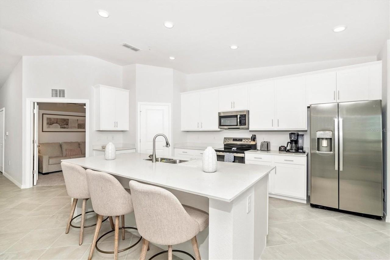 17505 Opal Sand Dr #206 - Photo 6 of 50