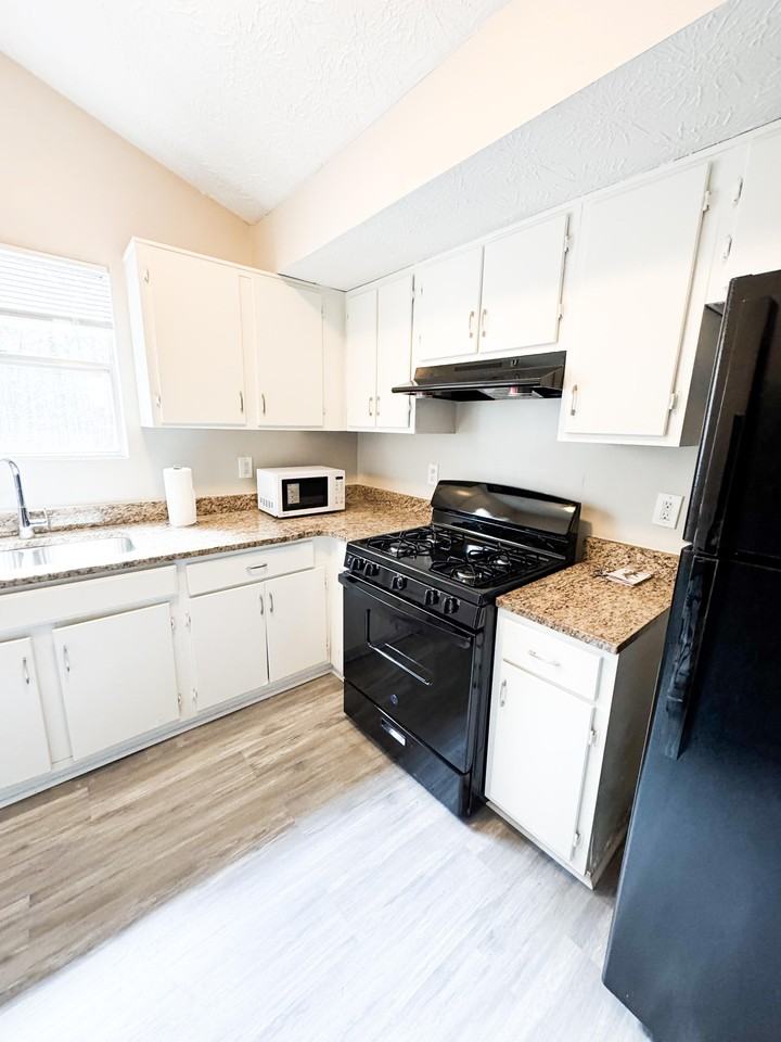 Hallie Mill Rd - Photo 2 of 6