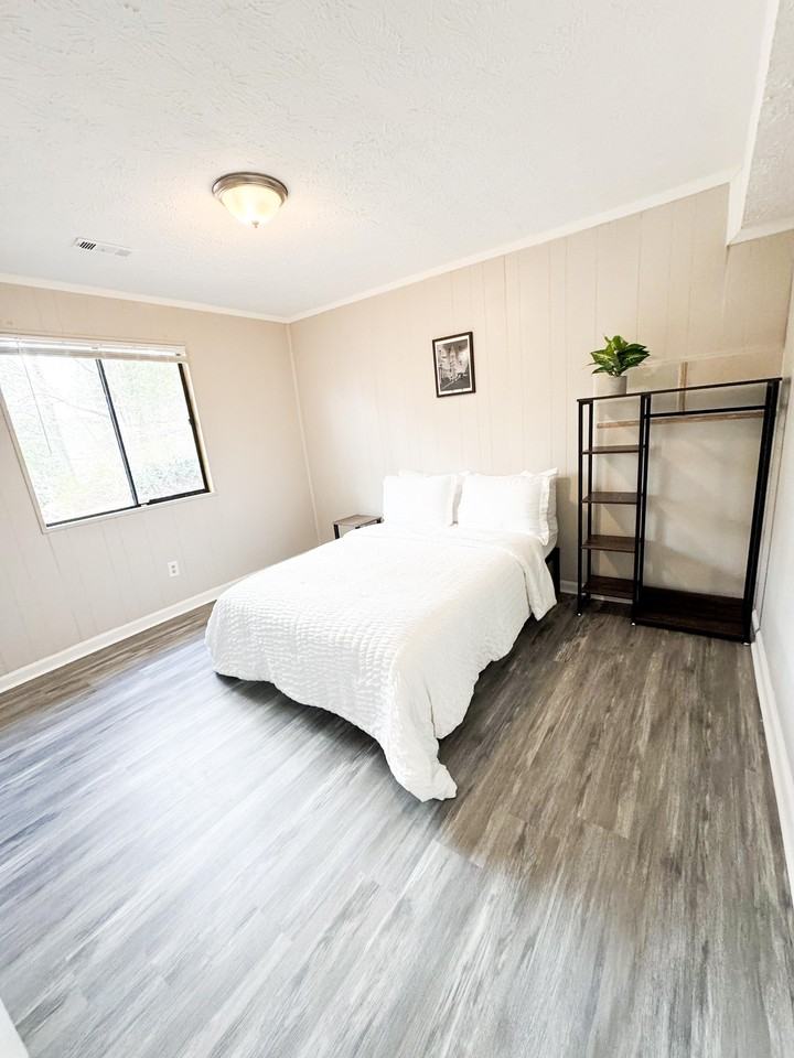 Hallie Mill Rd - Photo 5 of 6