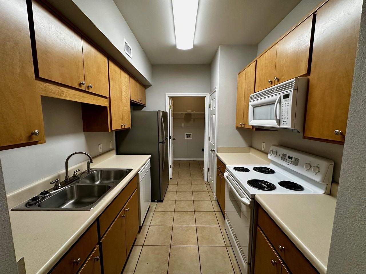 2136 Whispering Pines Blvd #7 - Photo 6 of 21