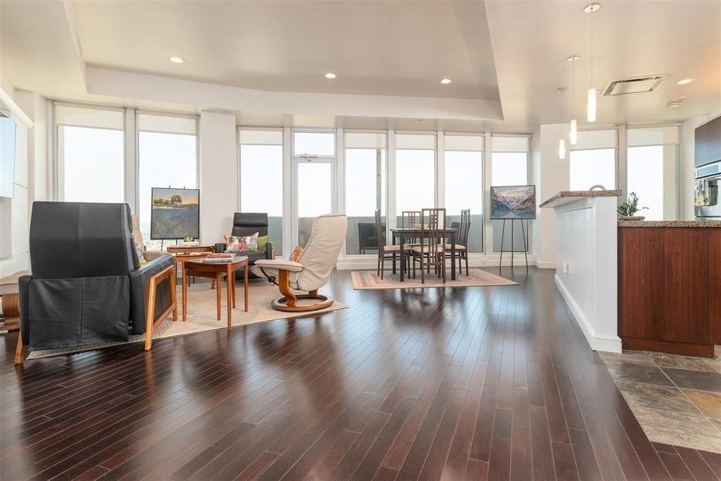 5900 Mosteller Dr #192 - Photo 7 of 36