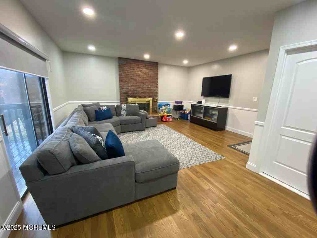 29 Mindy Lane - Photo 5 of 26