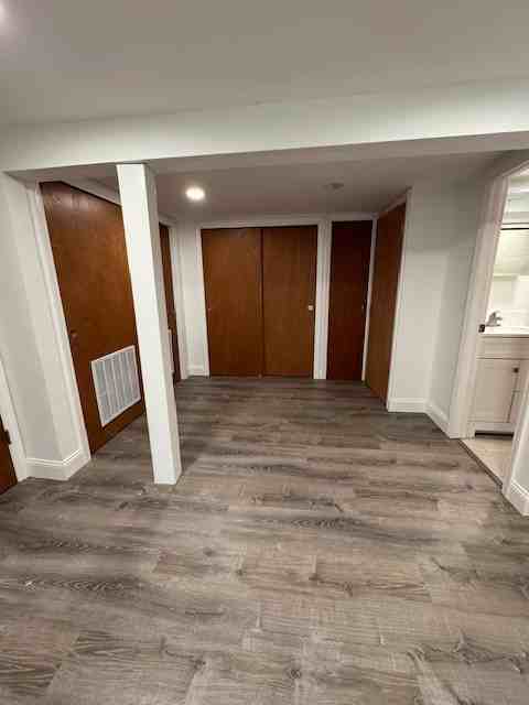 107 Phyllis Dr - Photo 3 of 11