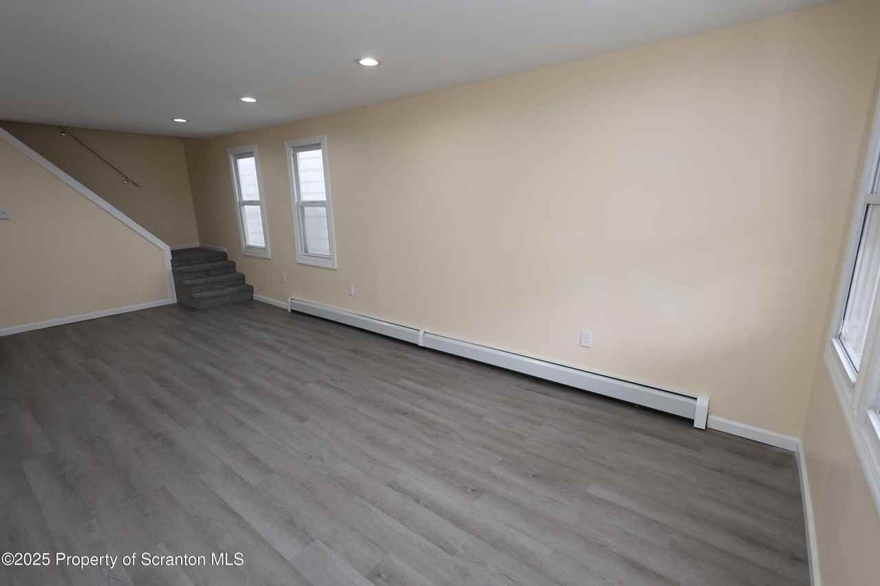 144 Madison Street - Photo 3 of 16