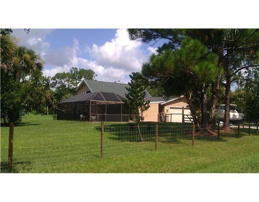 12076 188th Street North - Photo 2 of 5