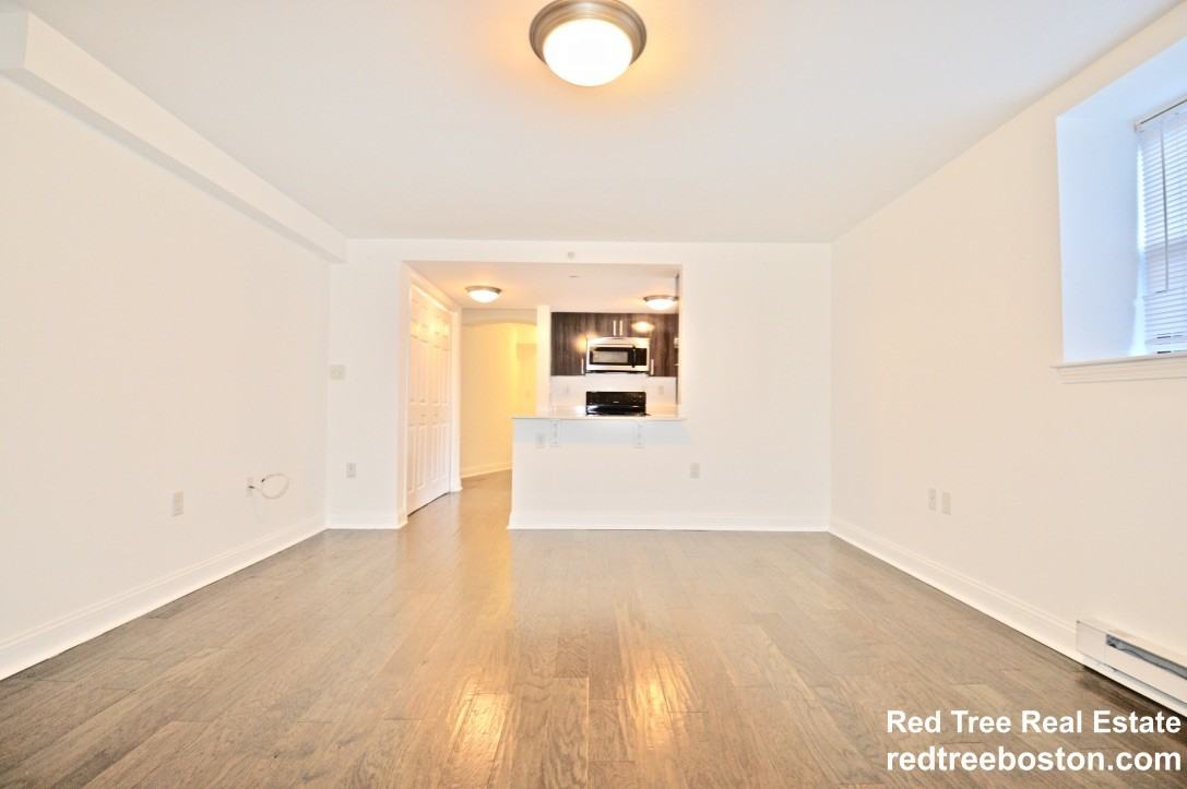 457 Centre St #A - Photo 4 of 22