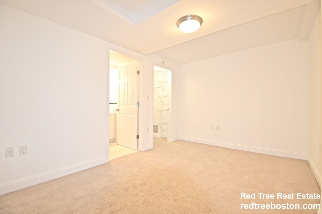 457 Centre St #A - Photo 6 of 22