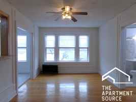 featured image of 7600 N Greenview Ave #211