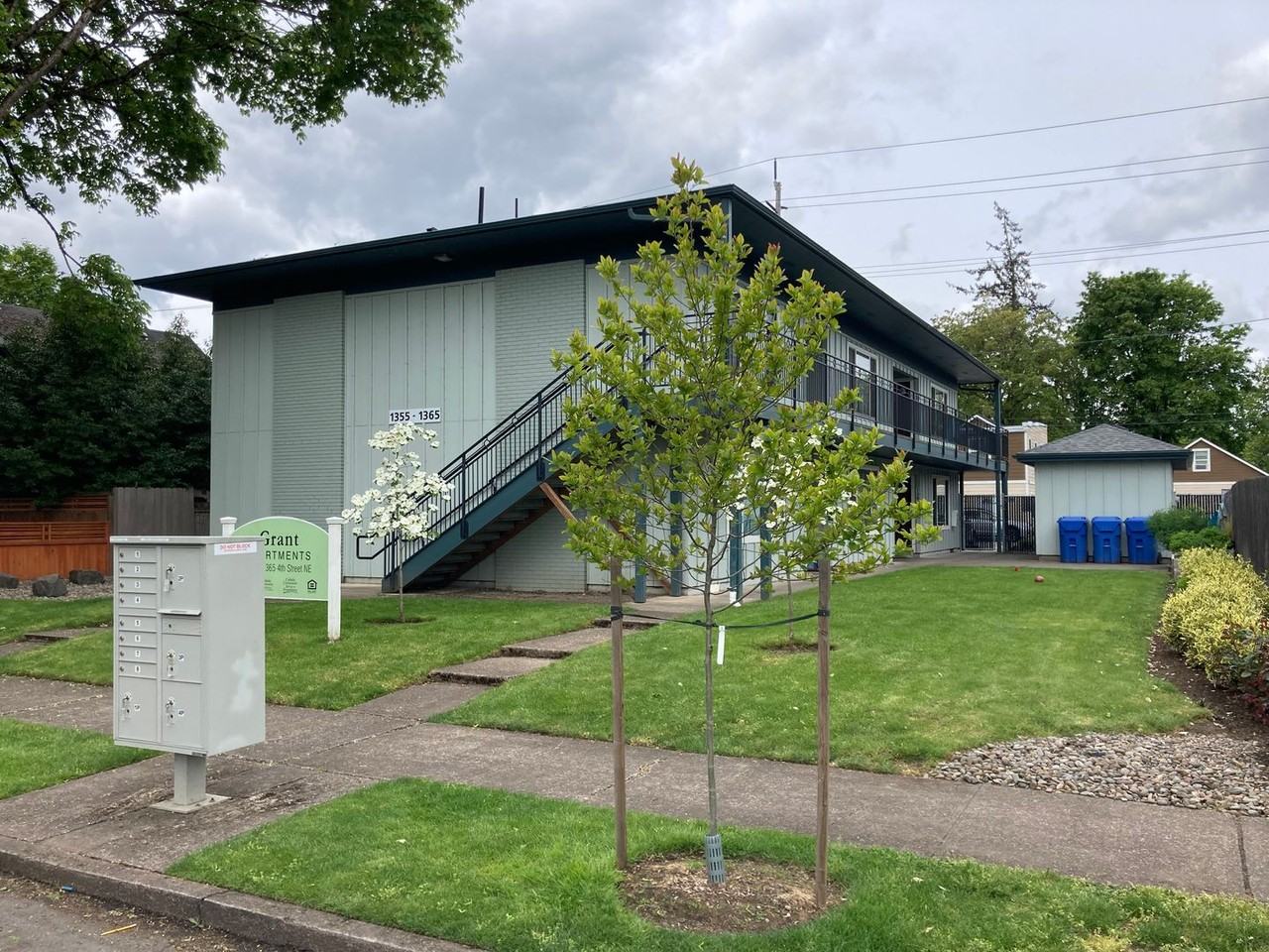 1355 4th St Ne - Photo 2 of 2