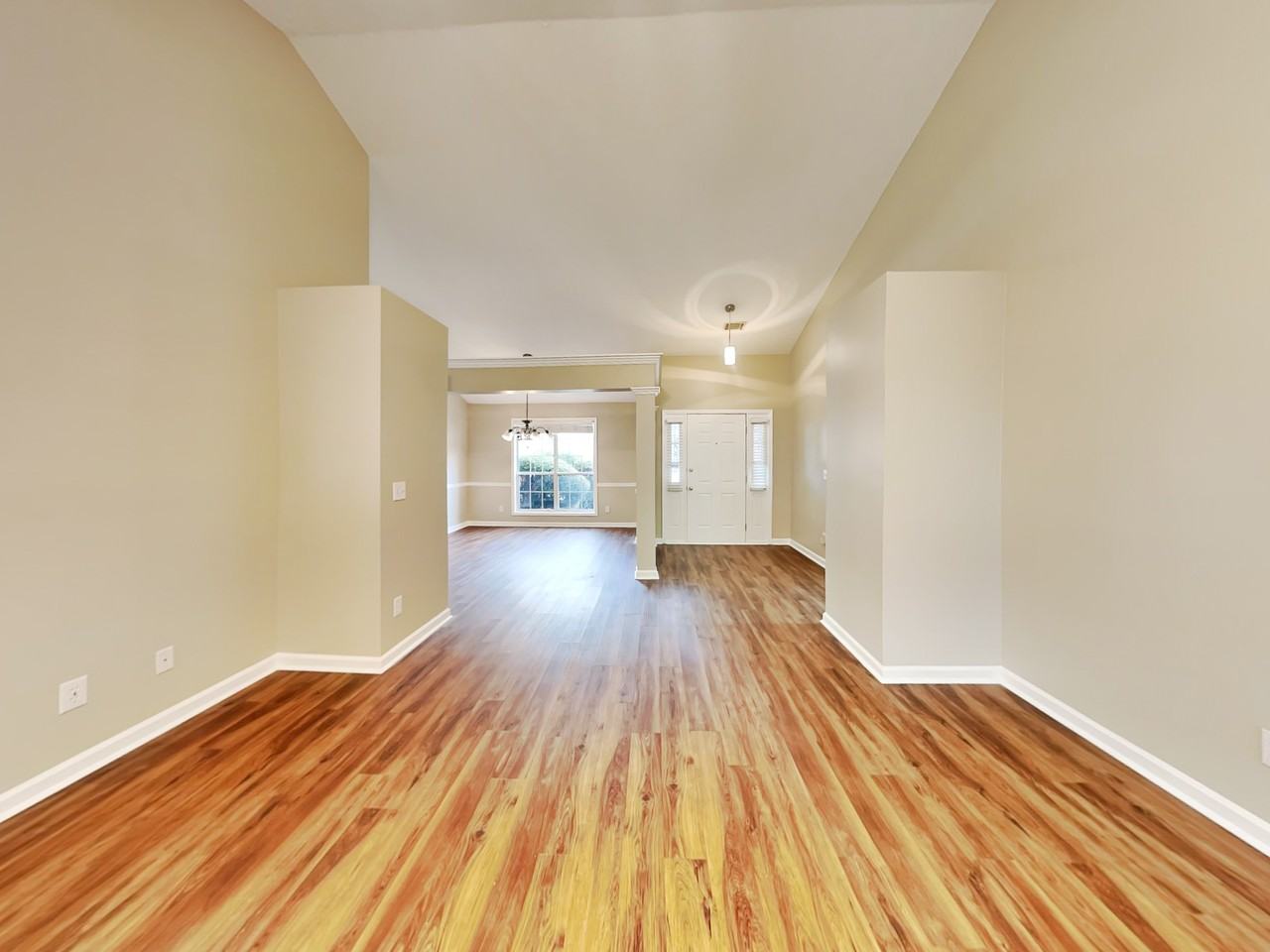 2490 Insdale Trce Nw - Photo 4 of 21