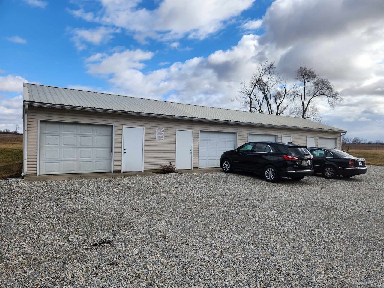 11893 S Wolf Creek Pike - Photo 3 of 3