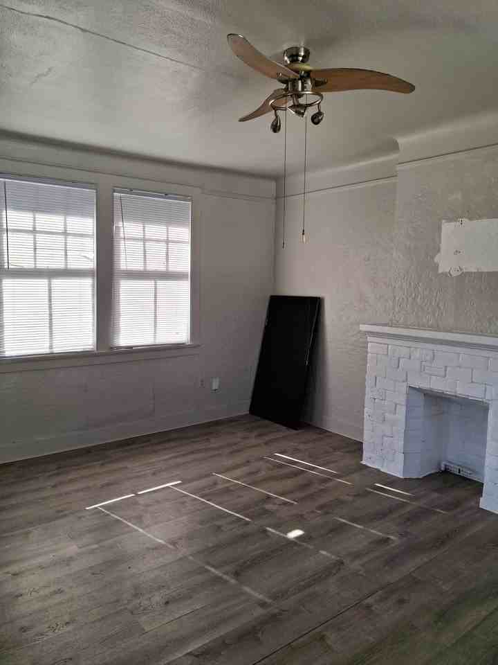 5638 Catina St #201 - Photo 3 of 12