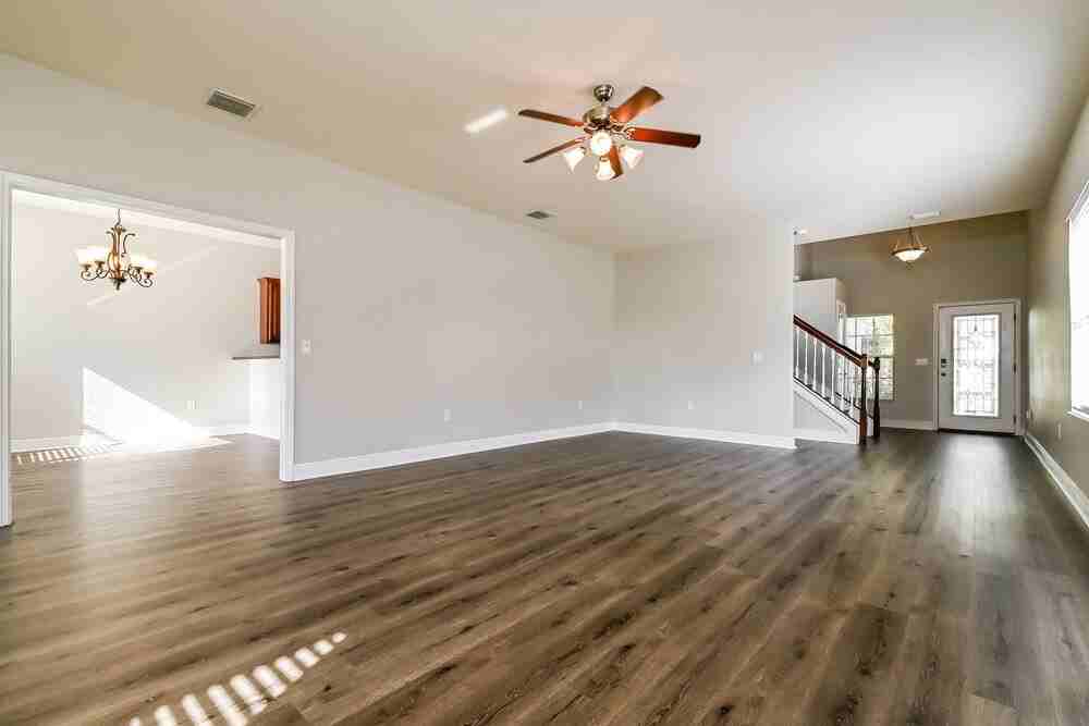 11137 Irish Moss Ave - Photo 4 of 17