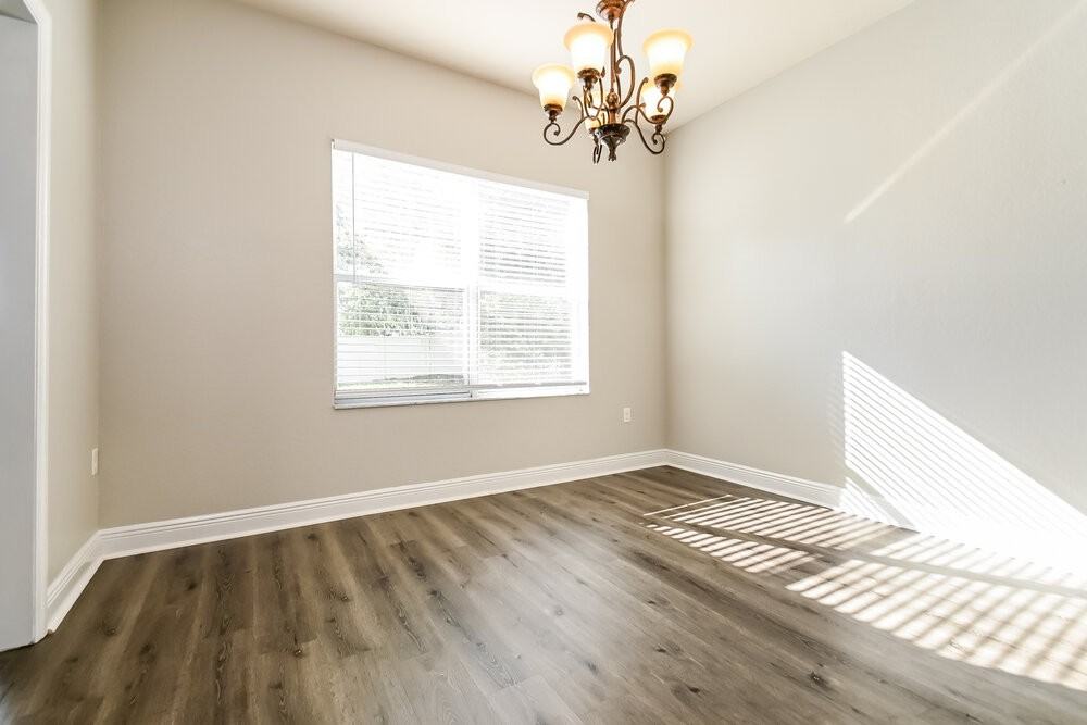 11137 Irish Moss Ave - Photo 6 of 17