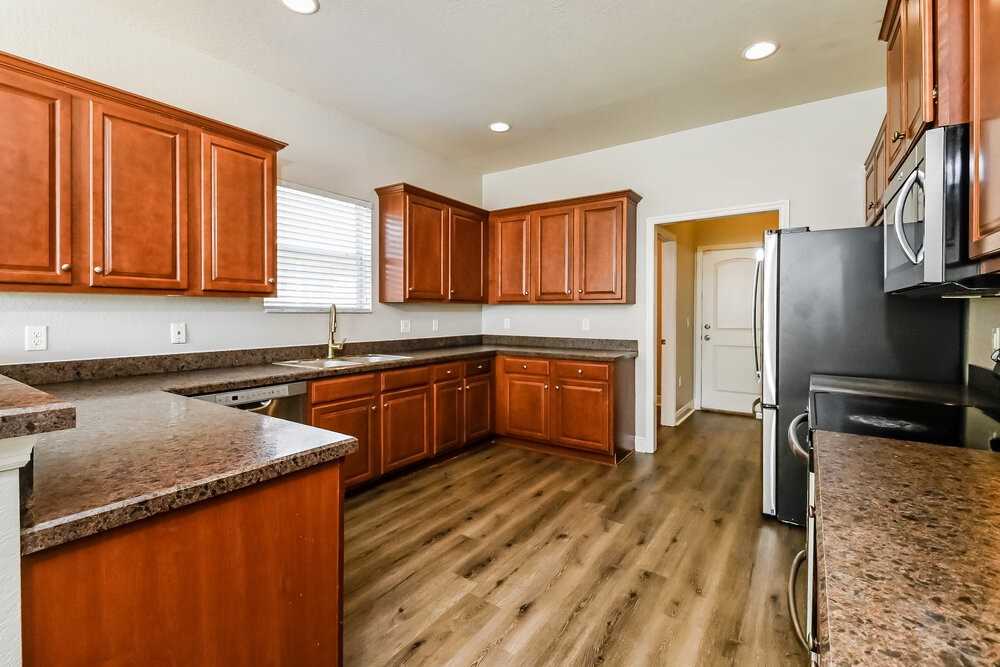 11137 Irish Moss Ave - Photo 7 of 17