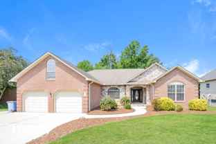 1108 Dogwood Ln - Photo 1 of 1