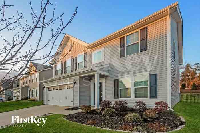 1785 Mill Creek Ln Sw - Photo 2 of 15