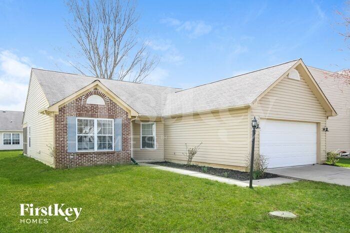 9739 Gibbon Ln - Photo 2 of 15