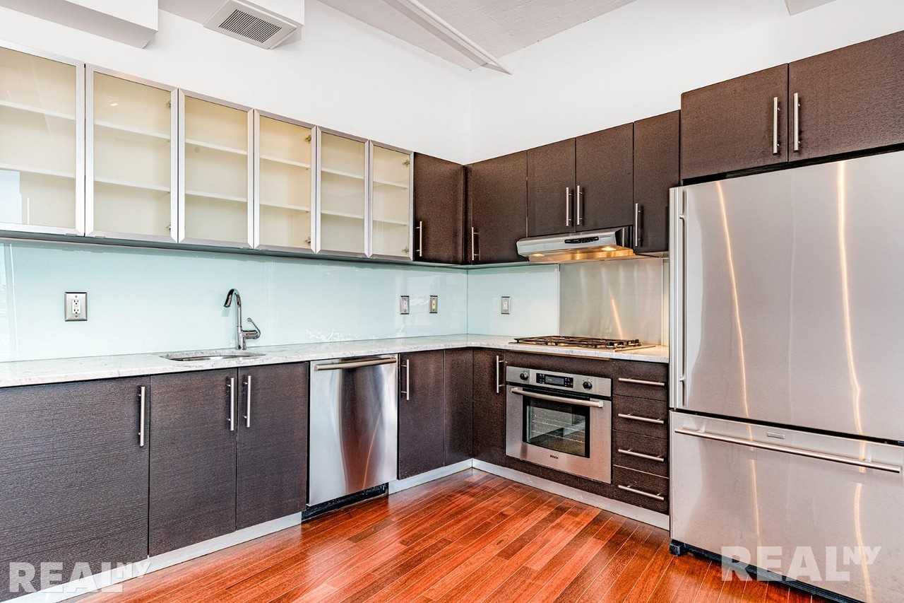 Gold St #4C - Photo 3 of 11