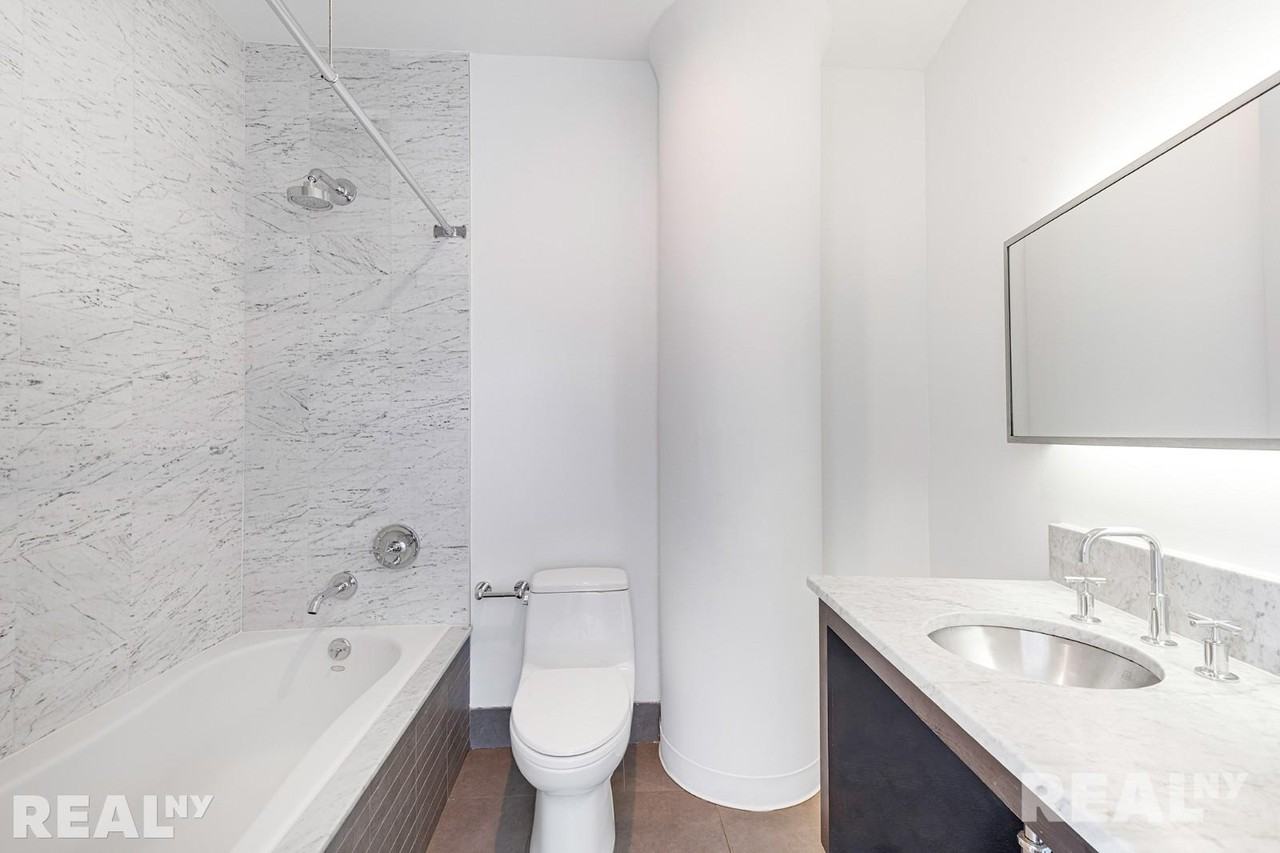 Gold St #4C - Photo 6 of 11