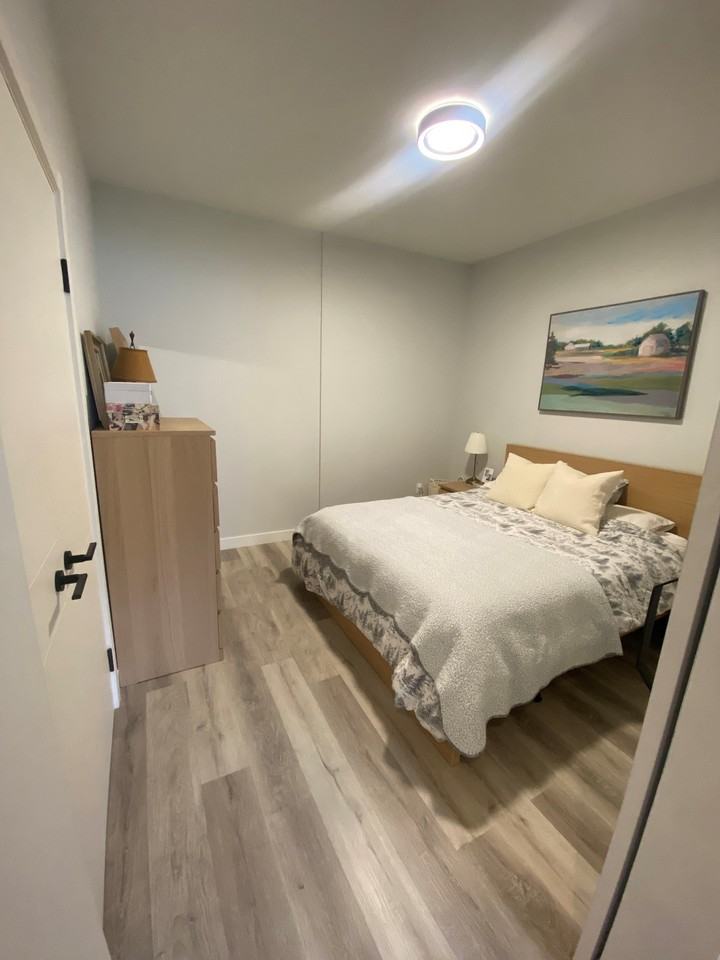 515 Chapel Street #1-S - Photo 5 of 14