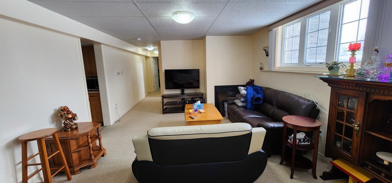 Line 10 - Photo 3 of 9