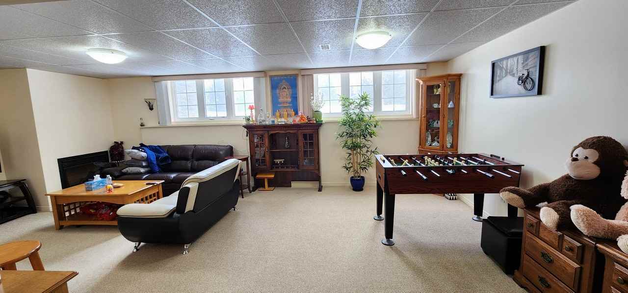 Line 10 - Photo 5 of 9