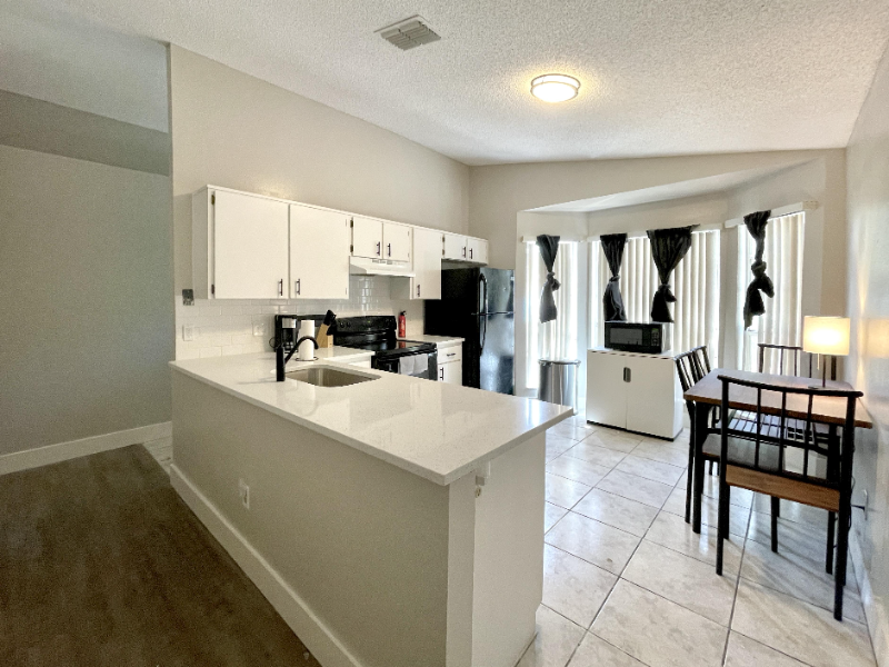 9303 4th Avenue - Photo 7 of 10