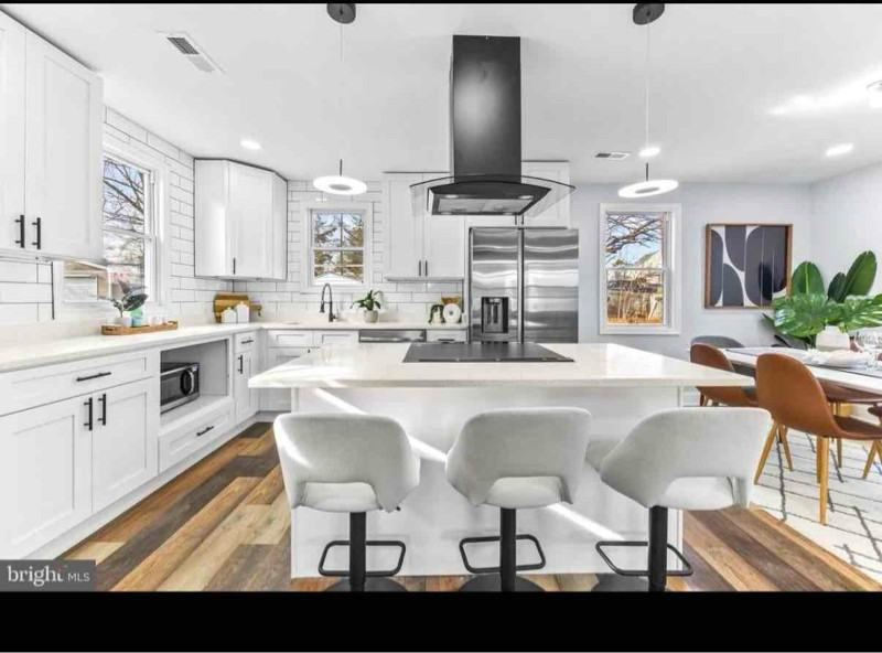 156 Osborne Rd - Photo 7 of 18