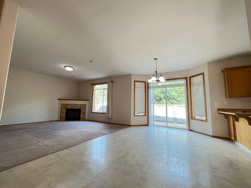 18209 Se 12th Cir - Photo 3 of 7