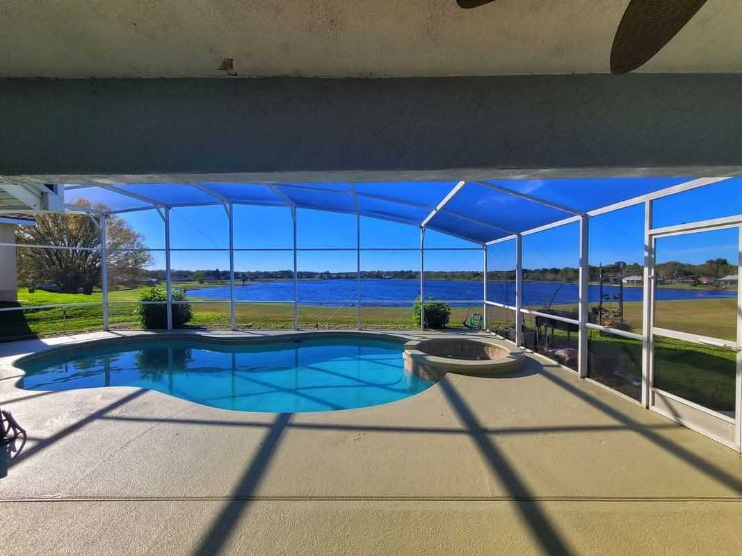 9800 Spring Lake Dr - Photo 2 of 10