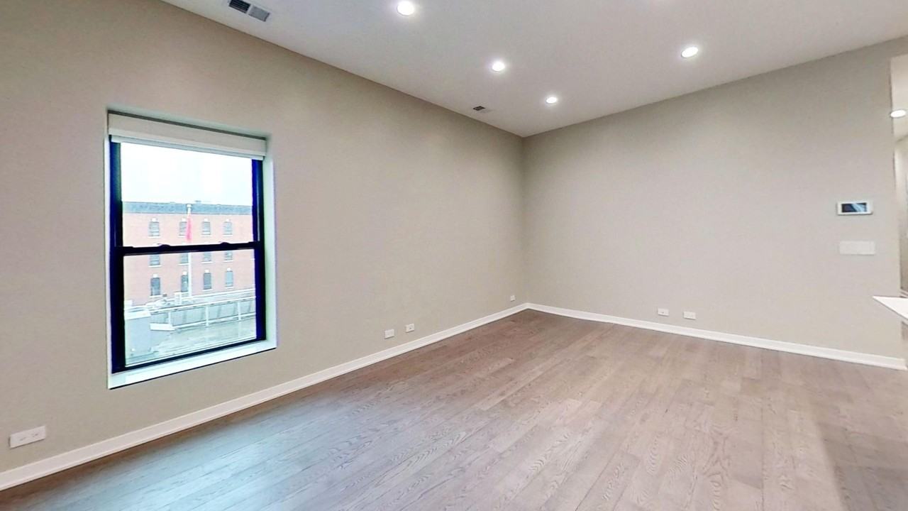 670 N. Clark - Photo 2 of 23