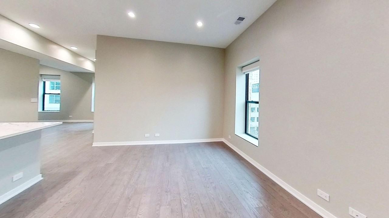 670 N. Clark - Photo 6 of 23