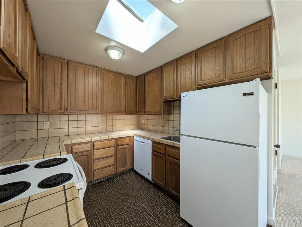 Pine Street & Steiner Street - Photo 5 of 11