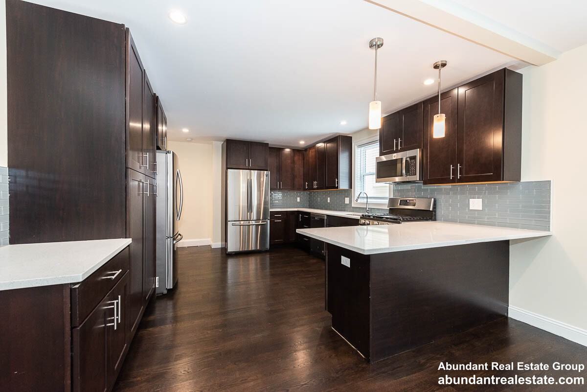 10 Marion St #2 - Photo 3 of 37