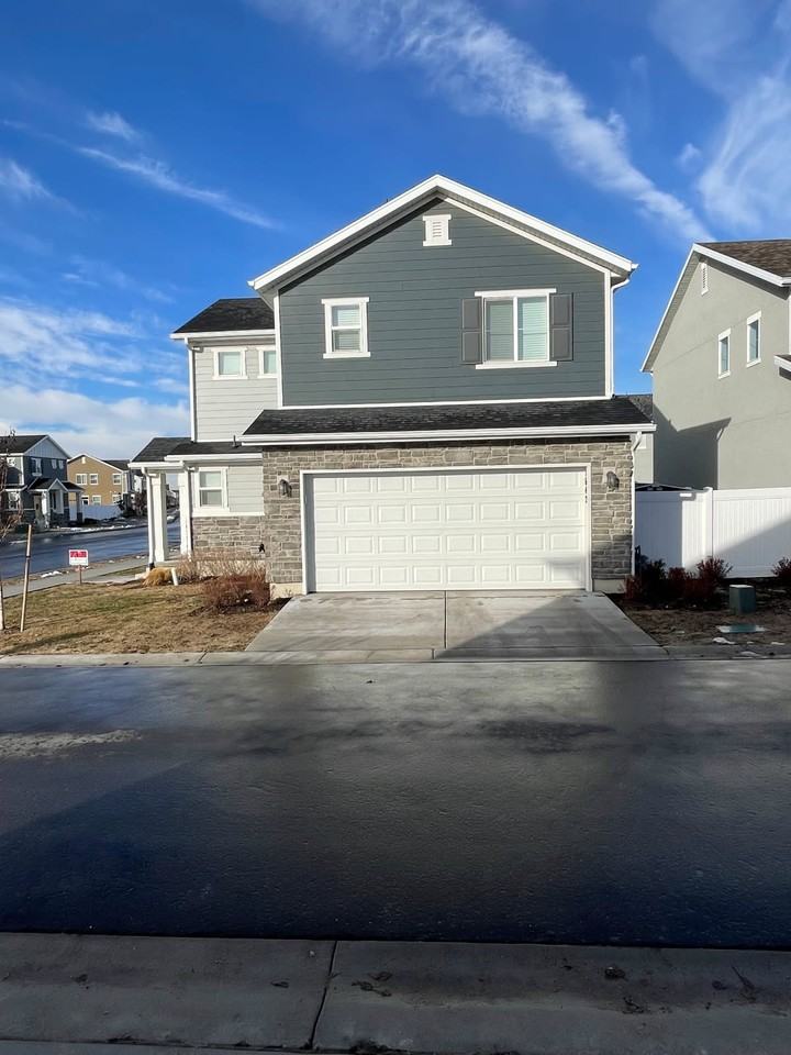 1642 W Parkview Dr #NA - Photo 3 of 9