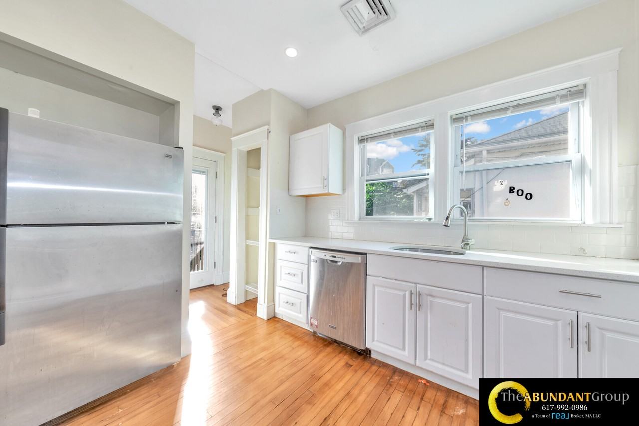 299 Alewife Brook Pkwy #2 - Photo 4 of 25