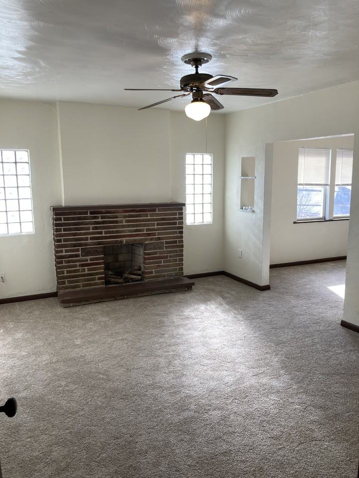 342 Ohio Ave #2 - Photo 2 of 11